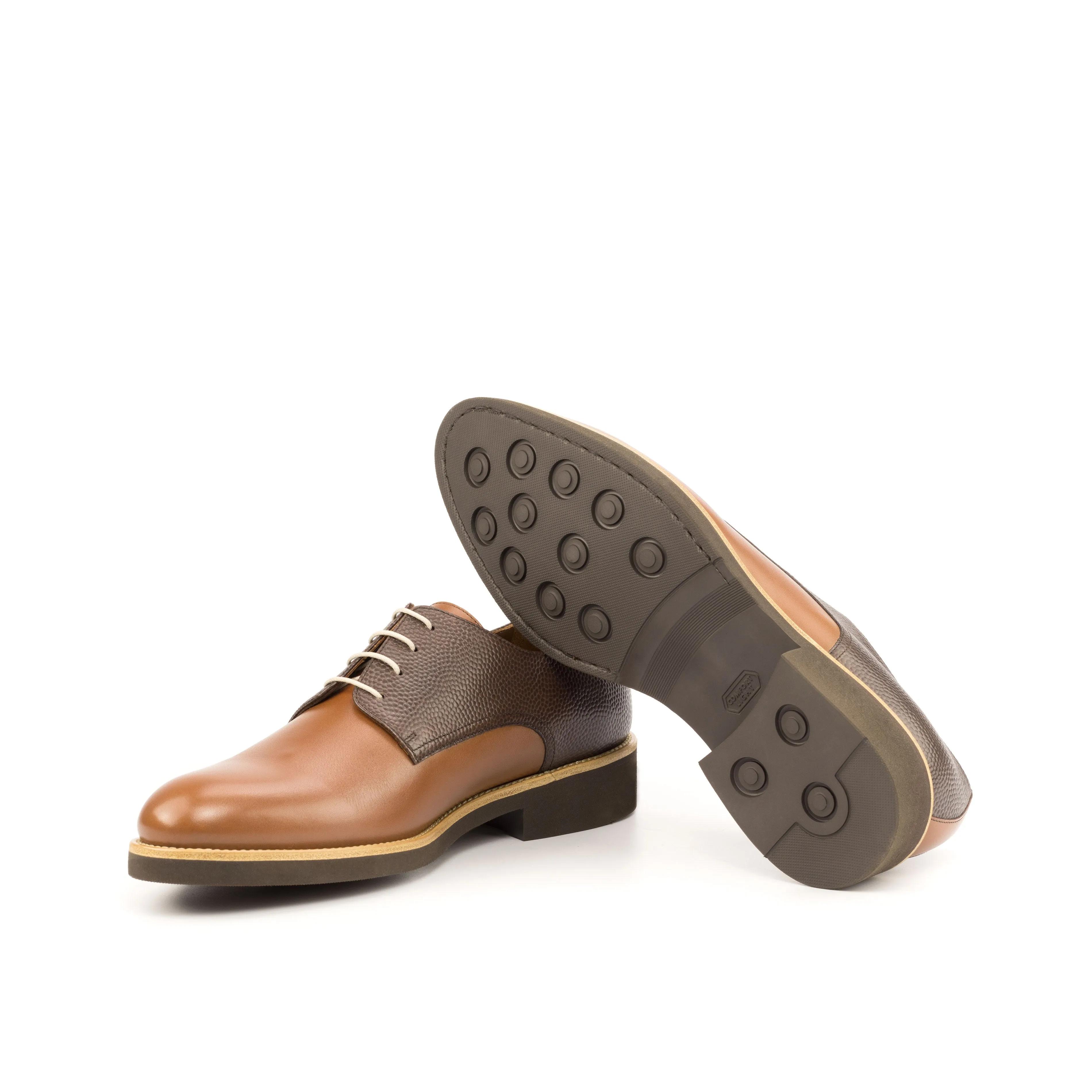 DapperFam Vero in Med Brown / Dark Brown Men's Italian Leather & Italian Pebble Grain Leather Derby