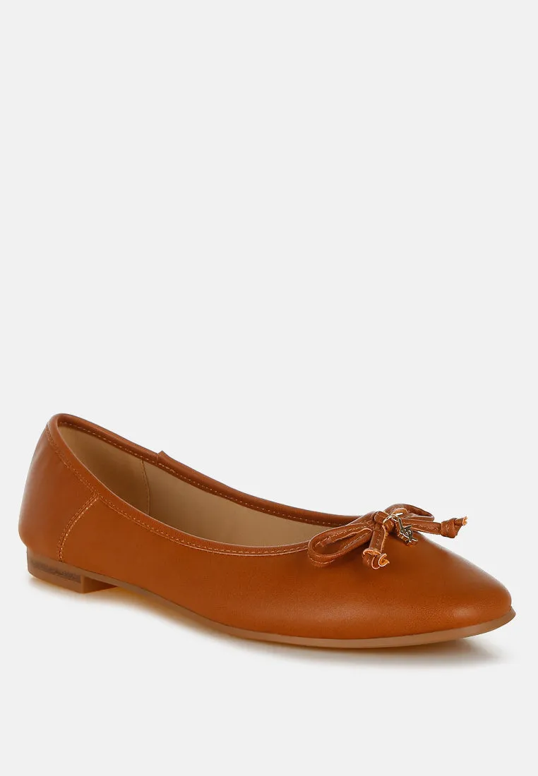 Enchanted Faux Leather Casual Ballerinas