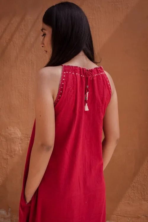 Urmul'Mahjabeen' Laal Ishq Cotton halter neck dress.